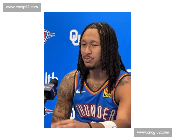 杰伦・威廉姆斯中国行：曼巴图腾闪耀魔都，带伤淬炼左手书写冠军意志