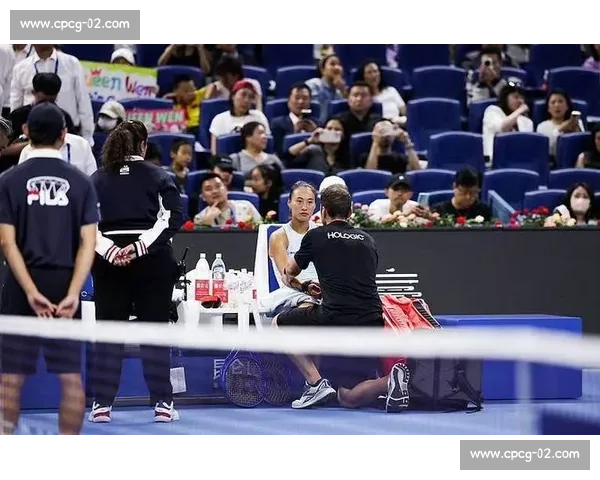 破案了！郑钦文 Labubu 挂饰真相揭晓：主动赠阿卡，反被叮嘱 “别转送”